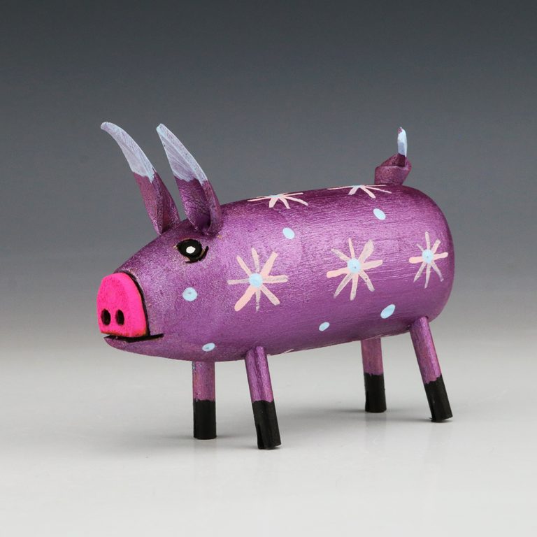 NAVAJO FOLK ART PIG BY RAY & ORLEEN LANSING | The Crow and The Cactus