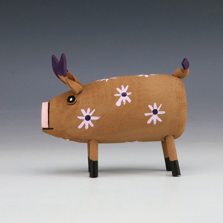 FOLK ART PIG BY RAY & ORLEEN LANSING NAVAJO | The Crow and The Cactus