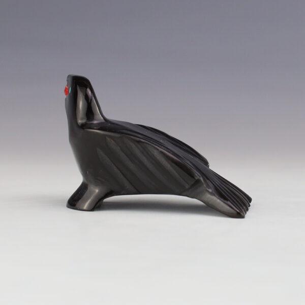 MARBLE RAVEN FETISH BY CALVERT BOWANNIE ZUNI | The Crow and The Cactus