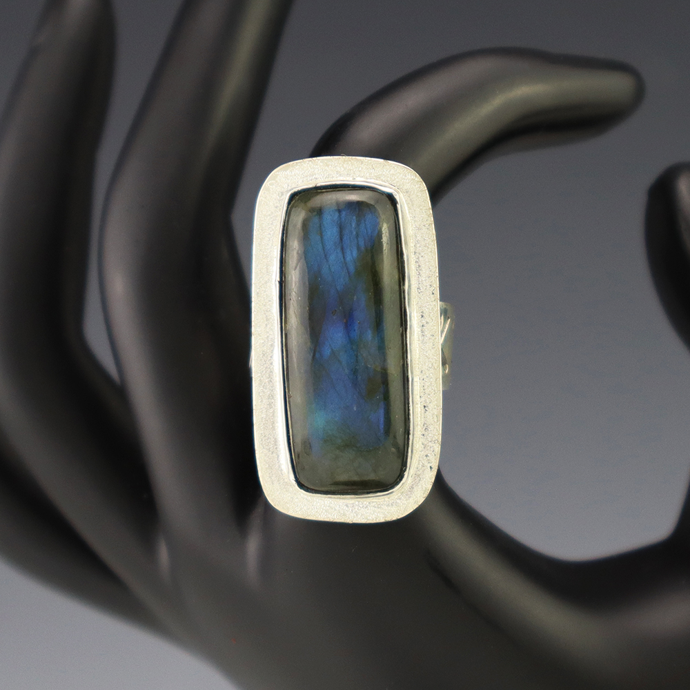 NATIVE AMERICAN ZUNI STERLING SILVER & LABRADORITE RING BY BRIAN YATSATTIE 8